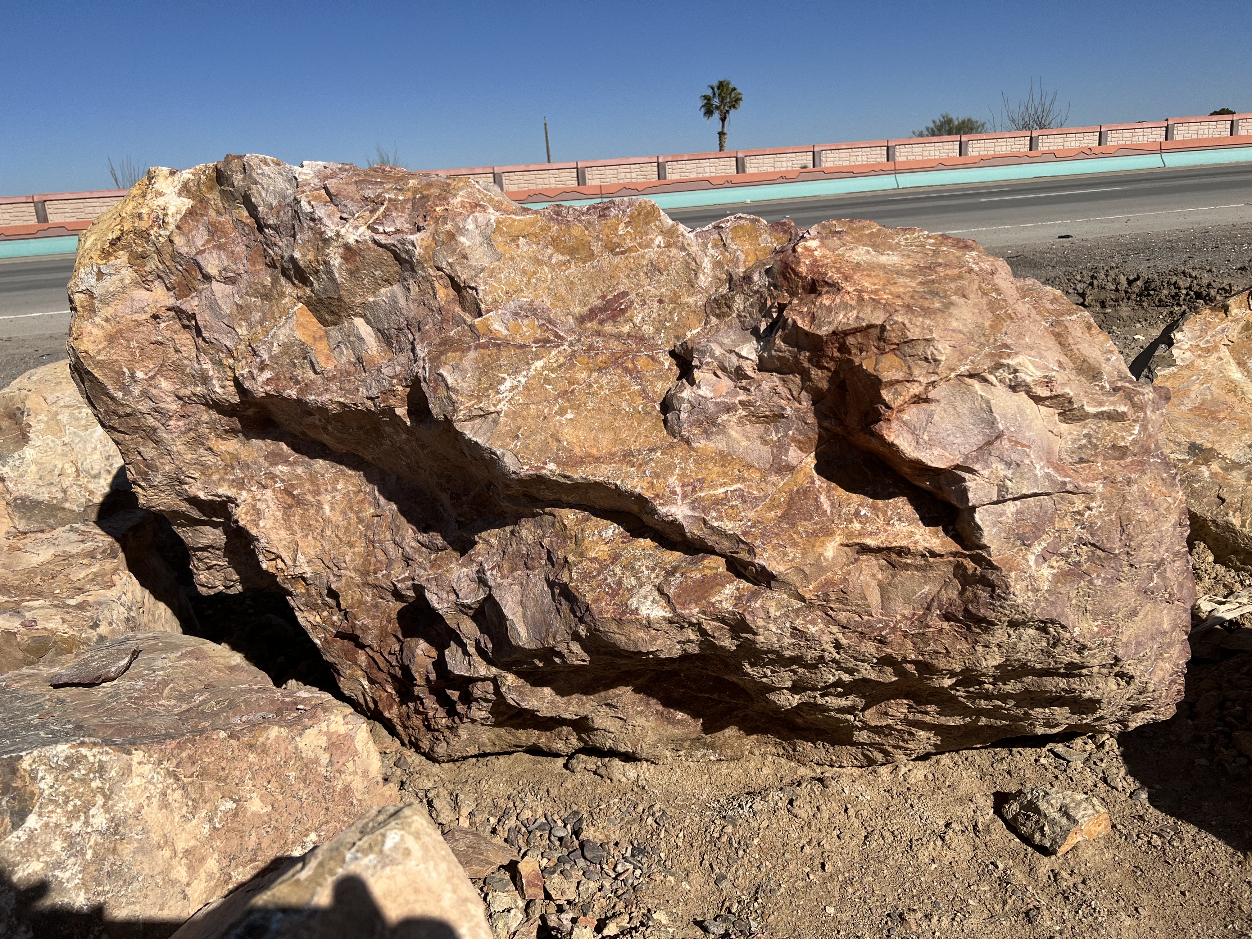 Sierra Red Boulders