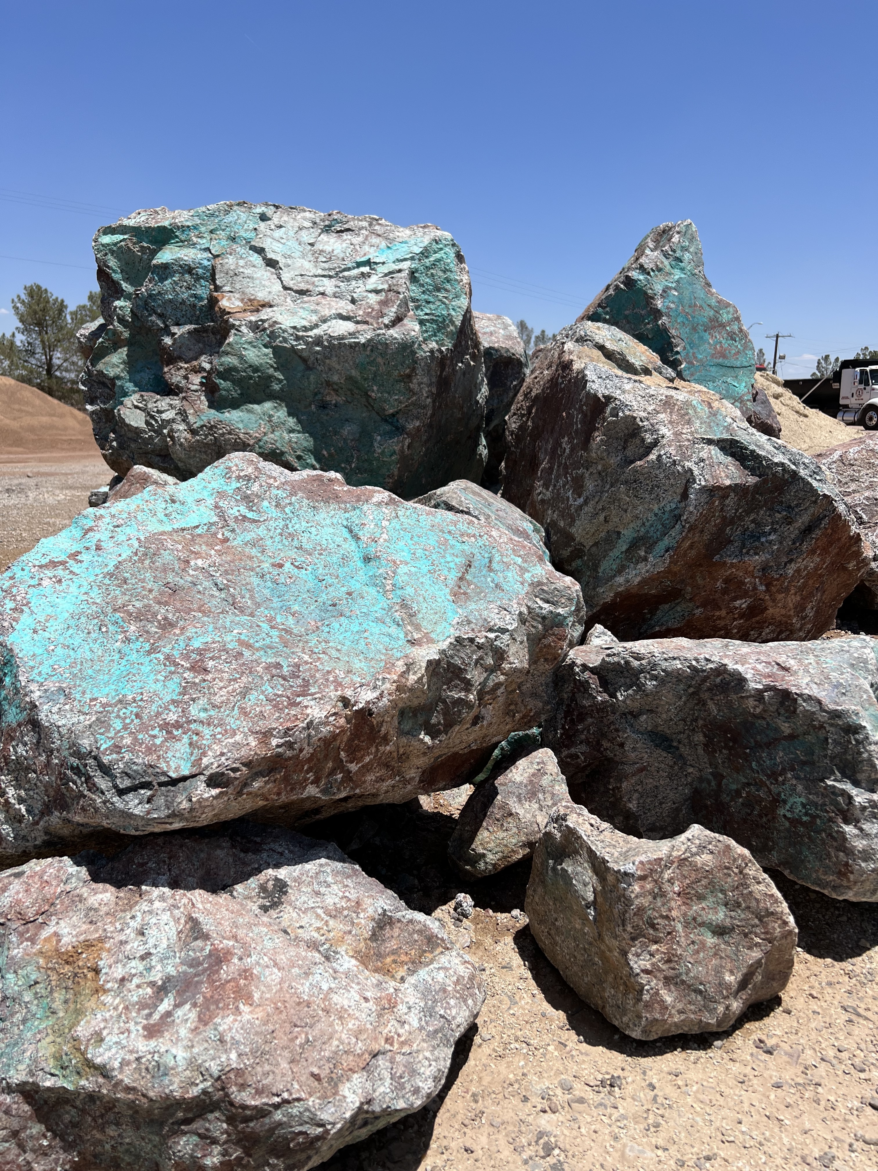 Nebula Boulders